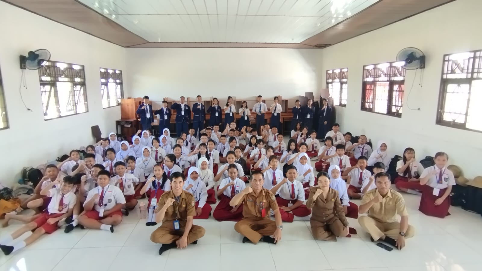 DISKOMINFOSTANDI KATINGAN EDUKASI PELAJAR SMPN 7 KATINGAN HILIR TENTANG INTERNET SEHAT DAN BIJAK BERMEDIA SOSIAL